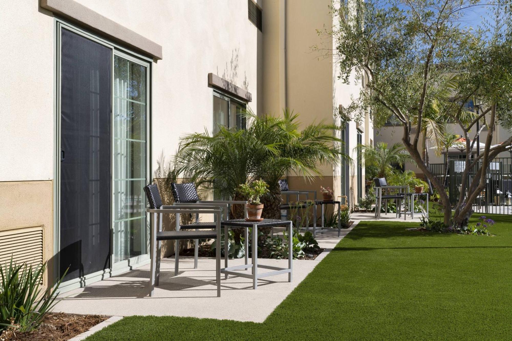 Courtyard By Marriott Santa Barbara Goleta Otel Dış mekan fotoğraf