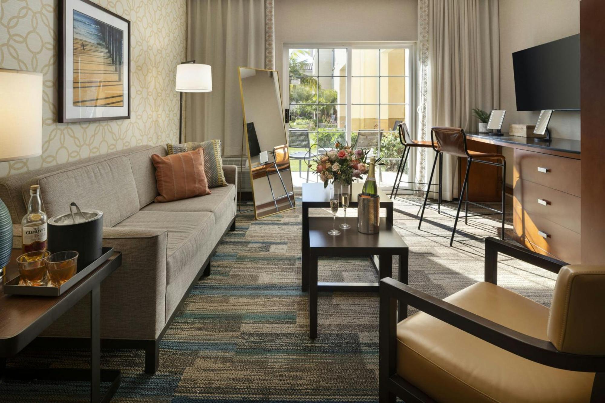 Courtyard By Marriott Santa Barbara Goleta Otel Dış mekan fotoğraf