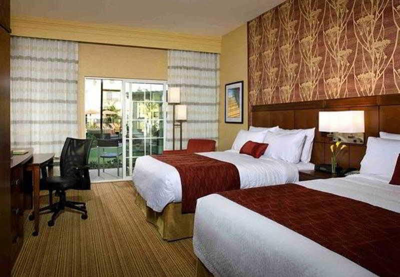Courtyard By Marriott Santa Barbara Goleta Otel Dış mekan fotoğraf